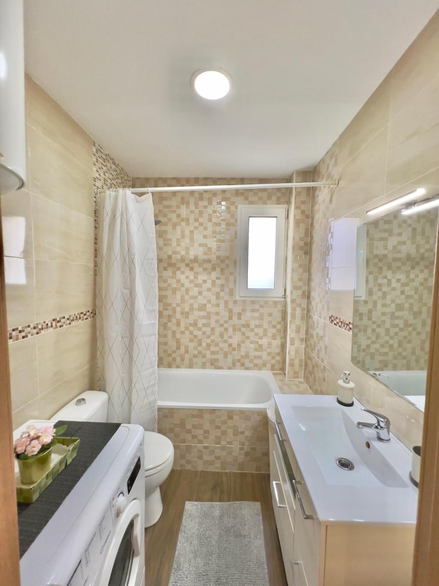 Cozy Apartment In Valencia! Wi-Fi ! 外观 照片