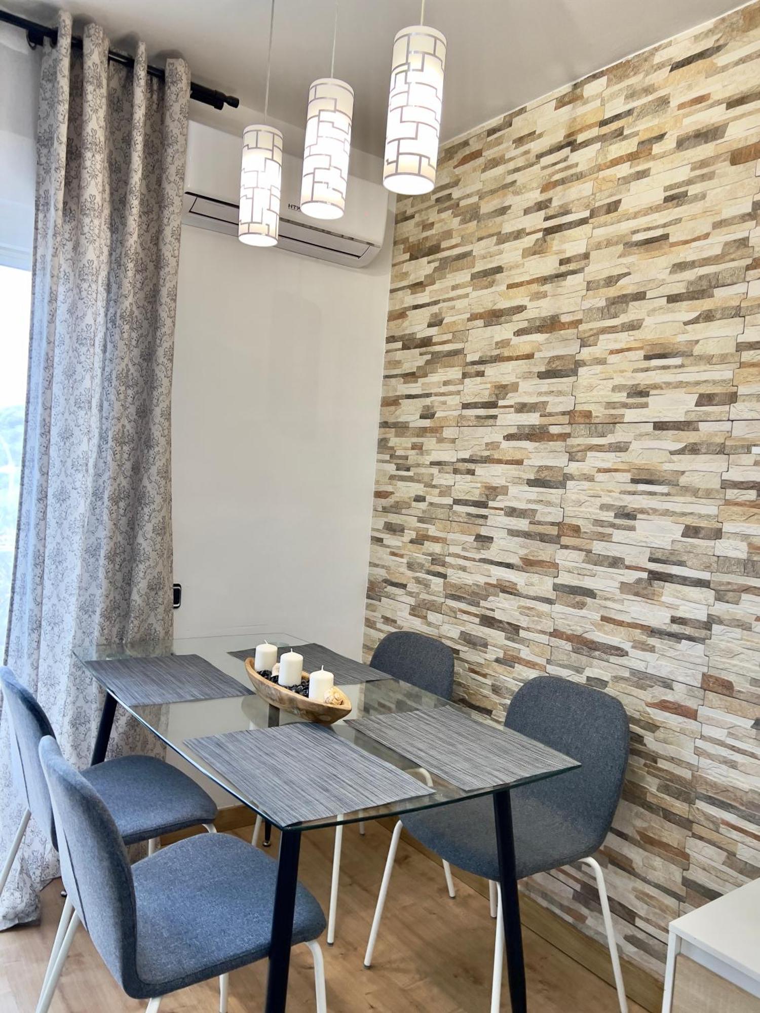 Cozy Apartment In Valencia! Wi-Fi ! 外观 照片