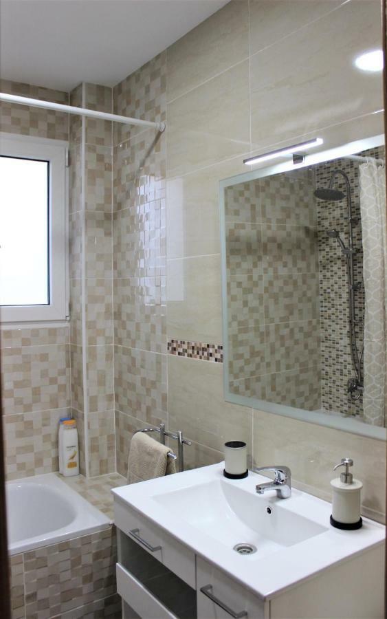 Cozy Apartment In Valencia! Wi-Fi ! 外观 照片